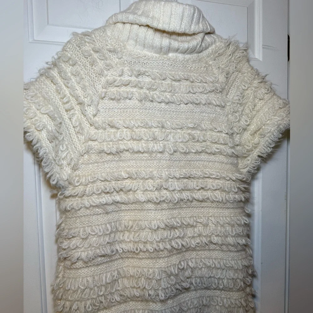 Sasso & Smyth Cream Shaggy Sweater Vest S/M Cowl Neck SS NWT Boho Prairie